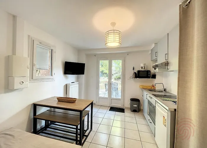 Apartamento Avec Terrasse Sud, Proche Thermes Et Centre - - Fr-1-451-190 *
