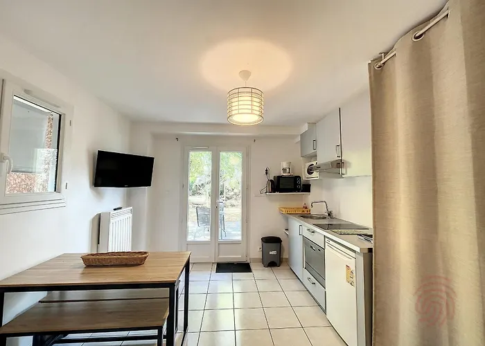 Apartamento Avec Terrasse Sud, Proche Thermes Et Centre - - Fr-1-451-190 Lamalou-les-Bains